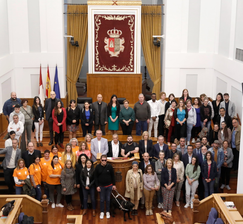 Audiencia pública en las Cortes de Castilla-La Mancha por el Día Internacional Erradicación de la Pobreza.